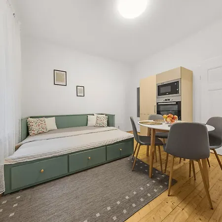 Historic Center Klemensova *