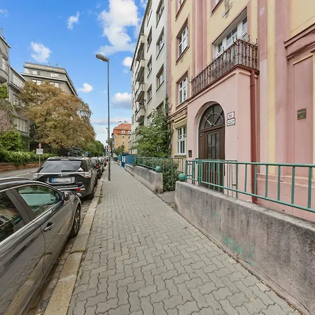 Historic Center Klemensova Apartament Bratislava