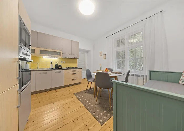 Historic Center Klemensova Apartmán